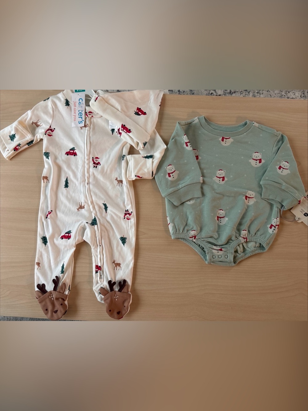 NWT Baby Newborn Gender Neutral Holiday Christmas 3 Piece Lot Size 0-3 Months
